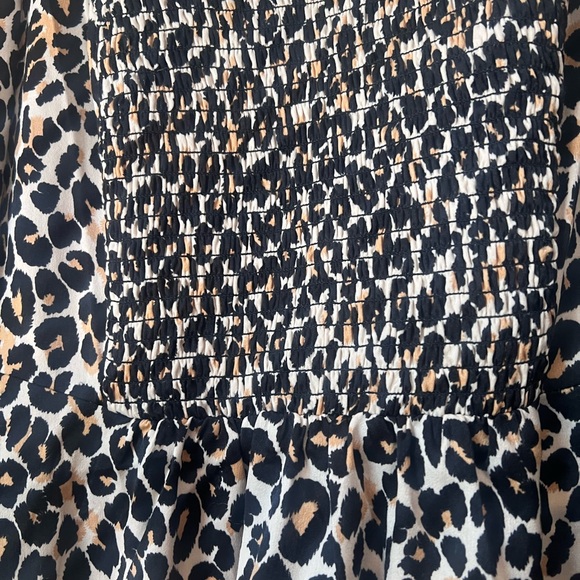 Leopard mini dress with pockets.  Size Small. - Picture 10 of 10